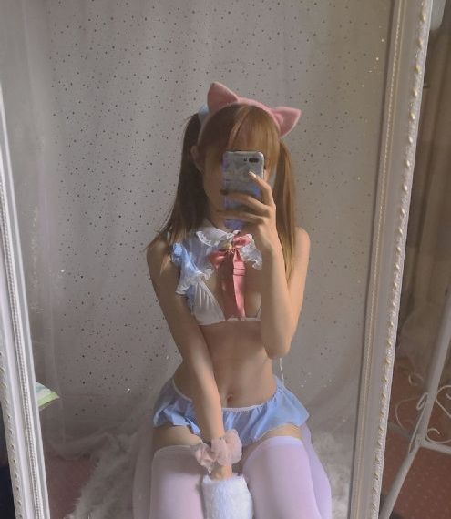 女朋友的后妈_4K手机在线观看