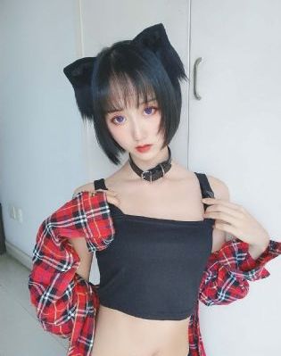 年轻的妻子2中文版_蓝光免费观看电视剧